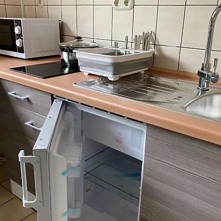 Gemuetliche Zwischen Gruen Und Hbf * Duisburg