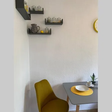 Gemuetliche Zwischen Gruen Und Hbf Duisburg