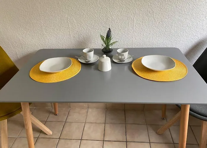 Gemuetliche Zwischen Gruen Und Hbf Appartement *