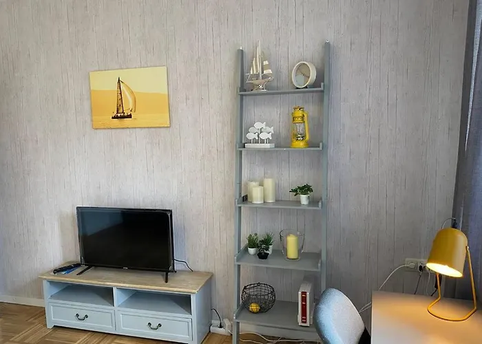 Gemuetliche Zwischen Gruen Und Hbf Appartement *