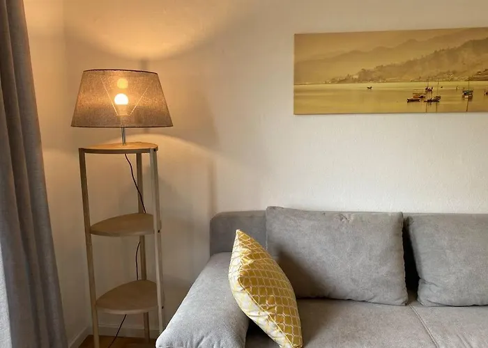 Gemuetliche Zwischen Gruen Und Hbf Appartement