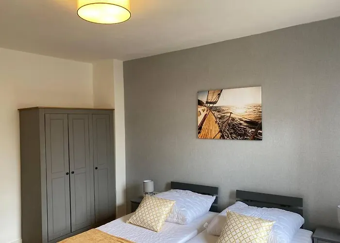 Gemuetliche Zwischen Gruen Und Hbf Appartement